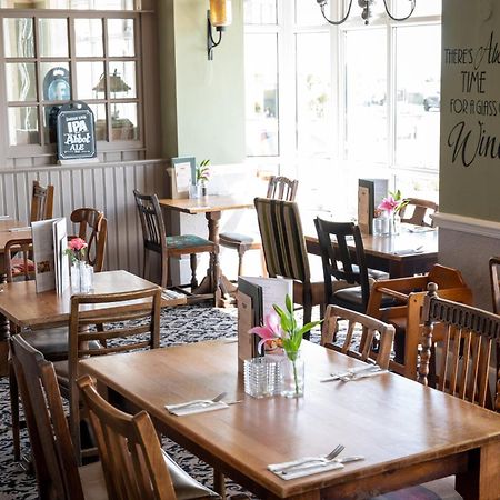 Commodore Hotel By Greene King Inns Bournemouth Ngoại thất bức ảnh
